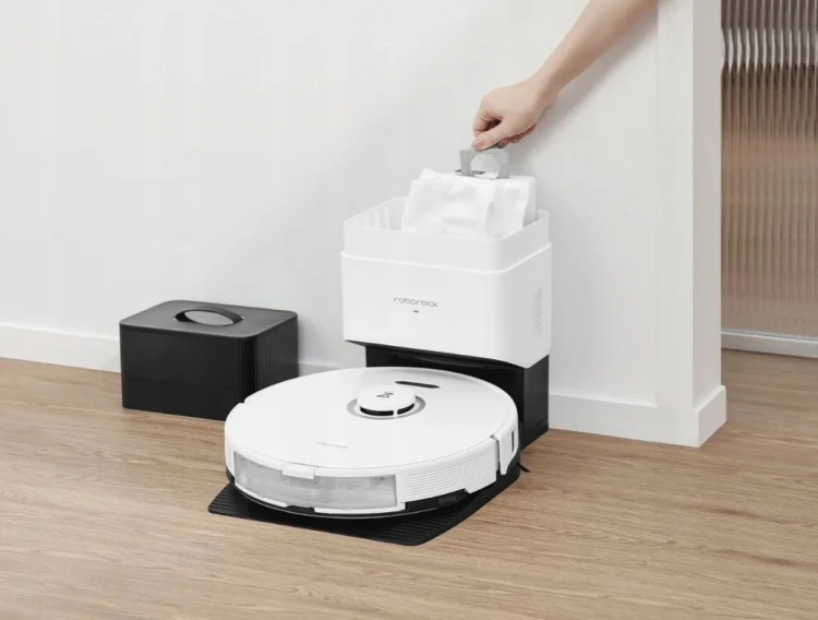 OUTLET Robot sprzątający ze stacją Roborock S8+ biały