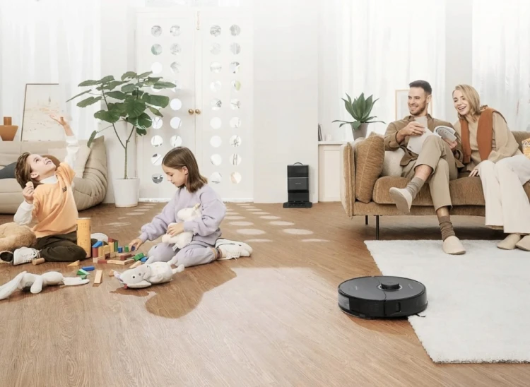 OUTLET Robot sprzątający ze stacją Roborock S8+ czarny