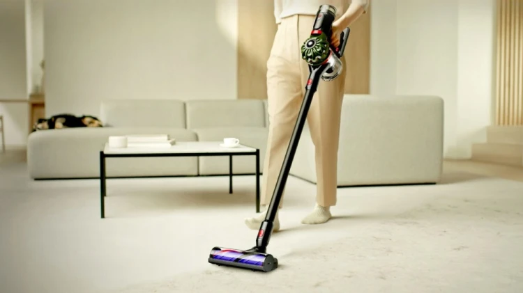 Odkurzacz bezprzewodowy pionowy Dyson V8 Cyclone